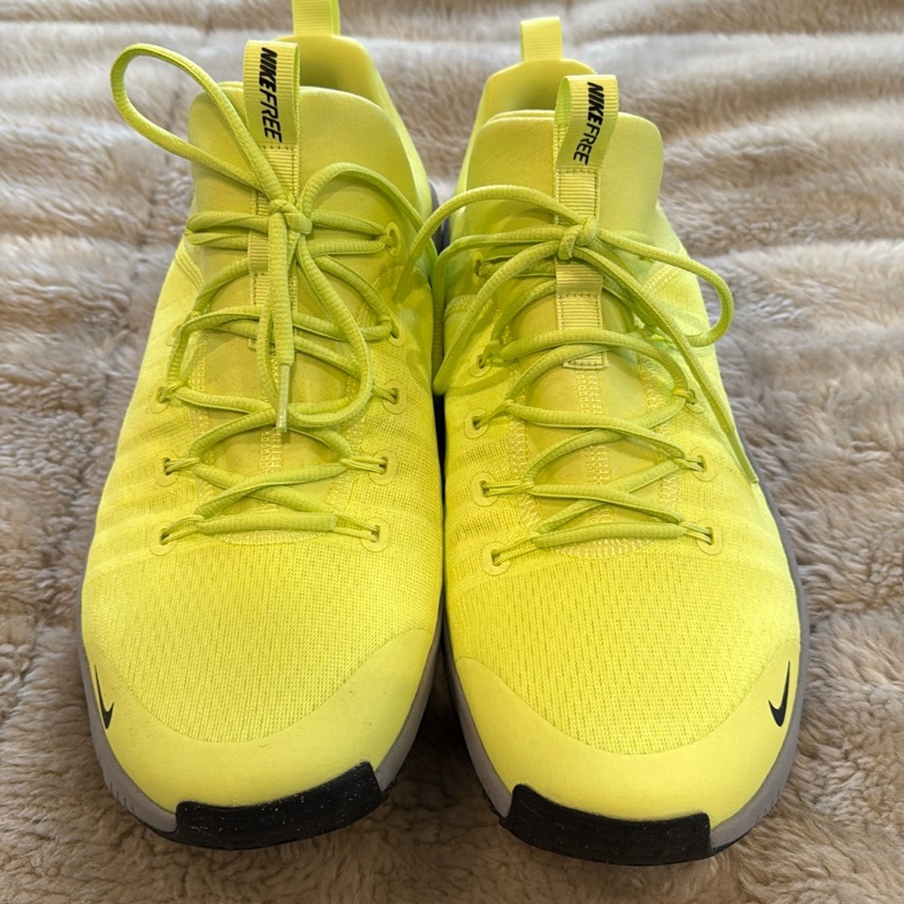 Nike Free Metcon 6 Training Shoes Volt Mens Size 13 EUC